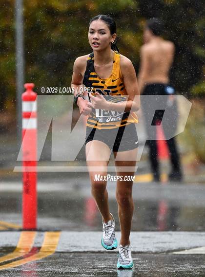 Thumbnail 1 in CIF SS Cross Country Preliminary Finals photogallery.