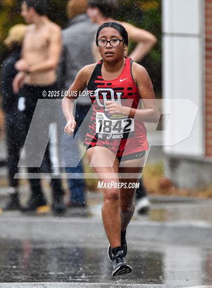 Thumbnail 1 in CIF SS Cross Country Preliminary Finals photogallery.