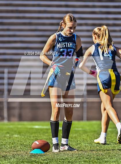 Thumbnail 2 in 5A Flag Football Second Round Valor vs Ralston Valley photogallery.