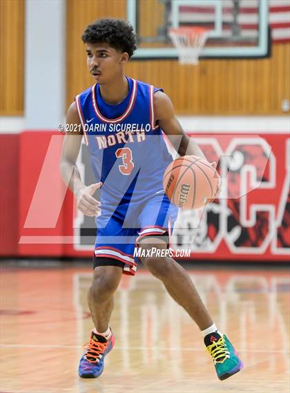 Thumbnail 2 in Central vs North (PXU Coyote Classic Tournament)  photogallery.