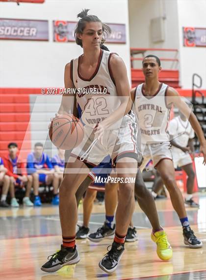 Thumbnail 2 in Central vs North (PXU Coyote Classic Tournament)  photogallery.