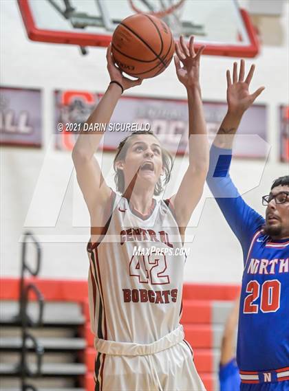 Thumbnail 1 in Central vs North (PXU Coyote Classic Tournament)  photogallery.