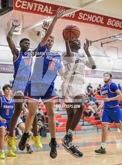 Thumbnail 1 in Central vs North (PXU Coyote Classic Tournament)  photogallery.