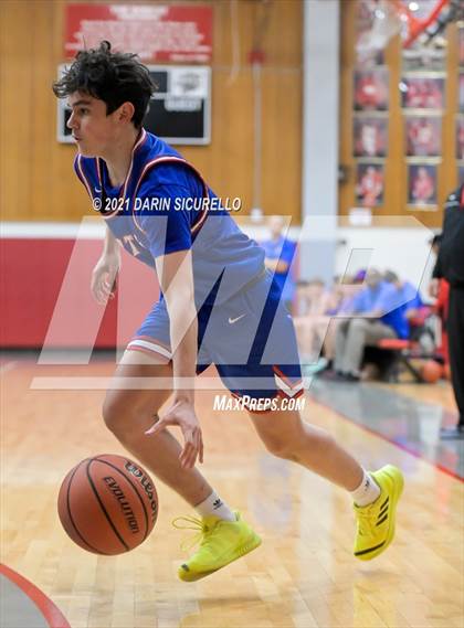 Thumbnail 3 in Central vs North (PXU Coyote Classic Tournament)  photogallery.