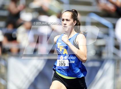 Thumbnail 1 in Bob Hayes Invitational (200m) photogallery.