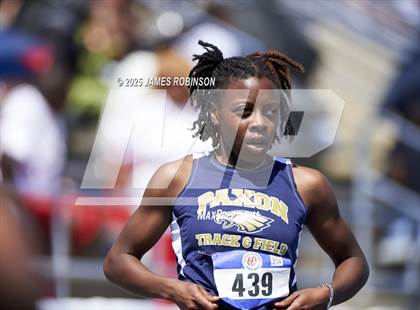 Thumbnail 2 in Bob Hayes Invitational (200m) photogallery.