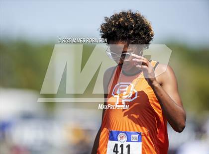 Thumbnail 2 in Bob Hayes Invitational (200m) photogallery.