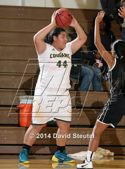 Thumbnail 3 in Sheldon vs. Kennedy (Christian Brothers Holiday Classic) photogallery.