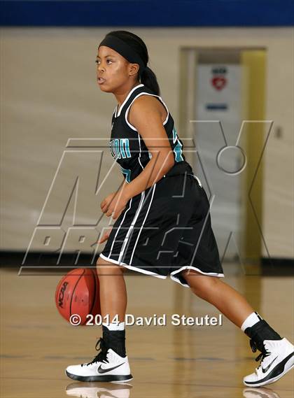 Thumbnail 1 in Sheldon vs. Kennedy (Christian Brothers Holiday Classic) photogallery.