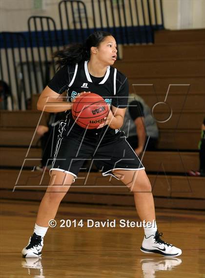 Thumbnail 3 in Sheldon vs. Kennedy (Christian Brothers Holiday Classic) photogallery.