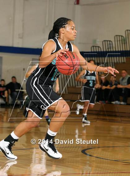Thumbnail 1 in Sheldon vs. Kennedy (Christian Brothers Holiday Classic) photogallery.