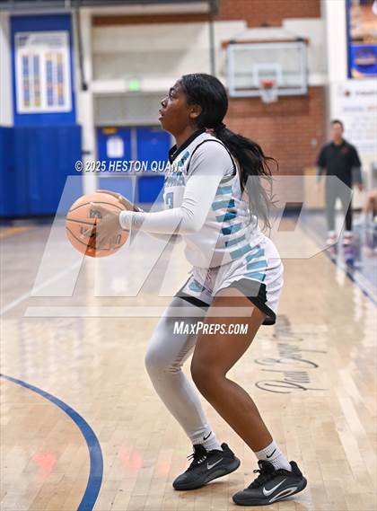 Thumbnail 3 in Santiago vs. Palos Verdes (Troy Warrior Classic) photogallery.