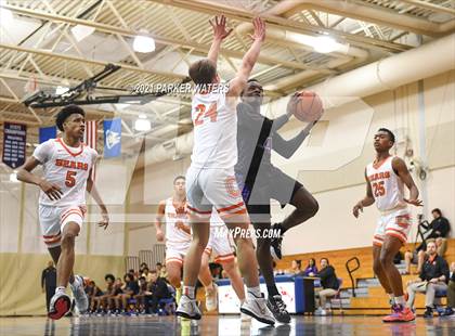 Thumbnail 2 in Catholic-B.R. vs Hahnville (Country Day Classic) photogallery.