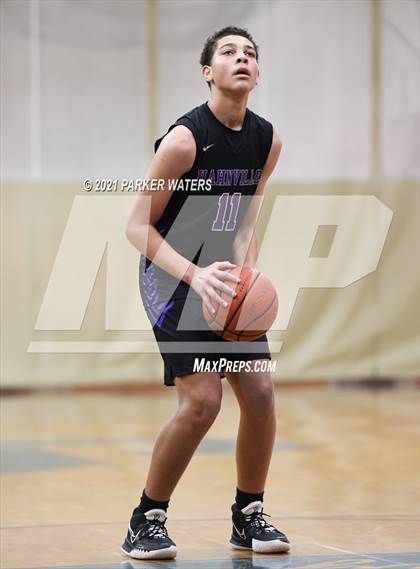 Thumbnail 1 in Catholic-B.R. vs Hahnville (Country Day Classic) photogallery.