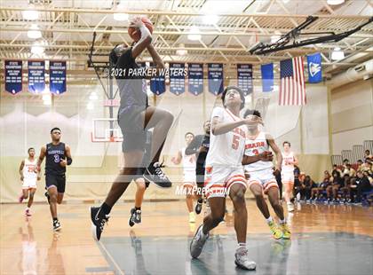 Thumbnail 3 in Catholic-B.R. vs Hahnville (Country Day Classic) photogallery.