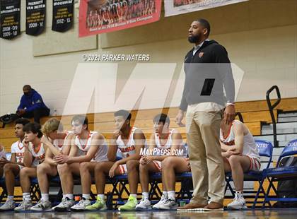 Thumbnail 1 in Catholic-B.R. vs Hahnville (Country Day Classic) photogallery.