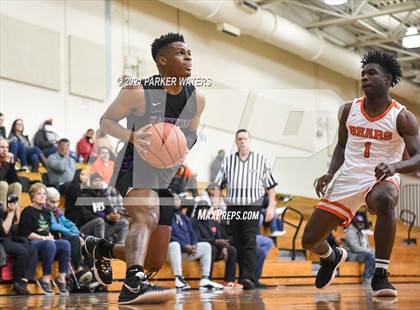 Thumbnail 1 in Catholic-B.R. vs Hahnville (Country Day Classic) photogallery.