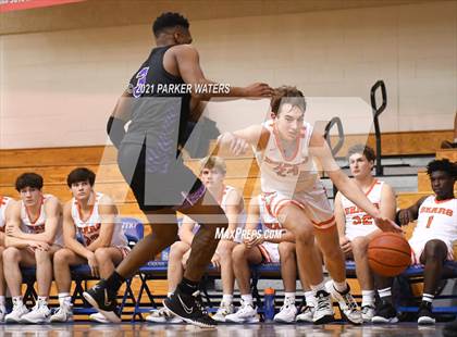 Thumbnail 1 in Catholic-B.R. vs Hahnville (Country Day Classic) photogallery.