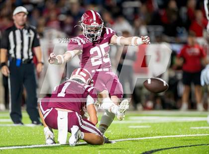 Thumbnail 2 in E.D. White vs. St. Michael (LHSAA Division II Select Regional) photogallery.