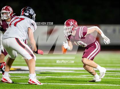 Thumbnail 1 in E.D. White vs. St. Michael (LHSAA Division II Select Regional) photogallery.