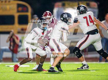 Thumbnail 2 in E.D. White vs. St. Michael (LHSAA Division II Select Regional) photogallery.