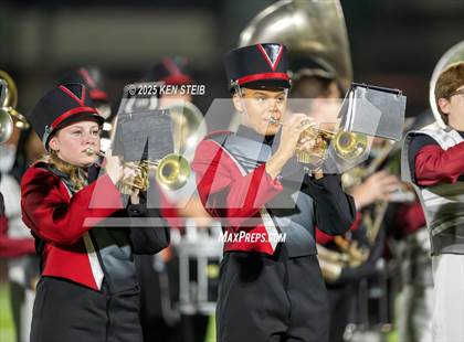 Thumbnail 3 in E.D. White vs. St. Michael (LHSAA Division II Select Regional) photogallery.