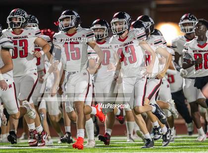 Thumbnail 3 in E.D. White vs. St. Michael (LHSAA Division II Select Regional) photogallery.