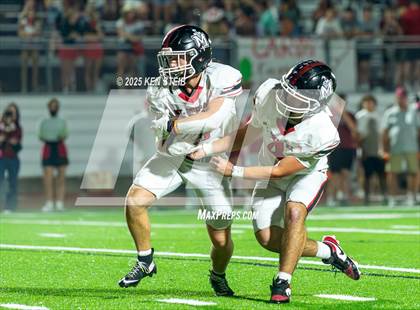 Thumbnail 3 in E.D. White vs. St. Michael (LHSAA Division II Select Regional) photogallery.