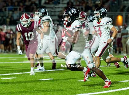Thumbnail 1 in E.D. White vs. St. Michael (LHSAA Division II Select Regional) photogallery.