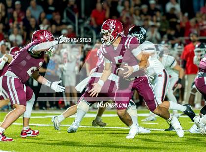 Thumbnail 1 in E.D. White vs. St. Michael (LHSAA Division II Select Regional) photogallery.