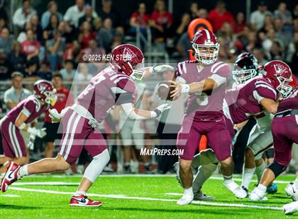 Thumbnail 3 in E.D. White vs. St. Michael (LHSAA Division II Select Regional) photogallery.