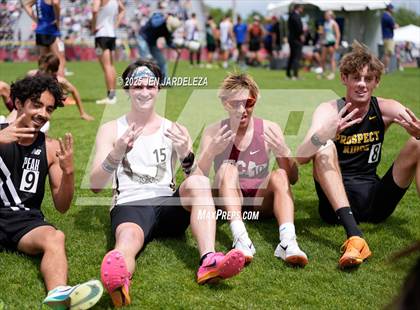 Thumbnail 1 in CHSAA Final 3A (1600 Meter) photogallery.