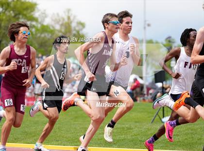 Thumbnail 1 in CHSAA Final 3A (1600 Meter) photogallery.