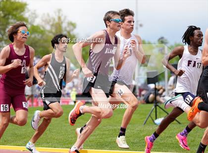Thumbnail 2 in CHSAA Final 3A (1600 Meter) photogallery.