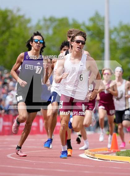 Thumbnail 1 in CHSAA Final 3A (1600 Meter) photogallery.