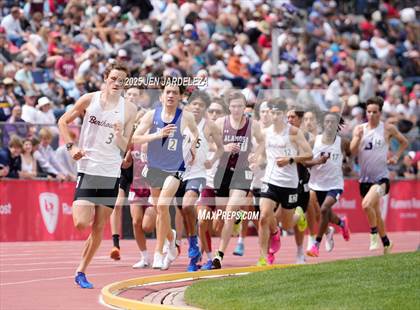 Thumbnail 2 in CHSAA Final 3A (1600 Meter) photogallery.