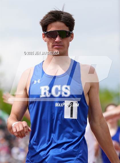 Thumbnail 2 in CHSAA Final 3A (1600 Meter) photogallery.