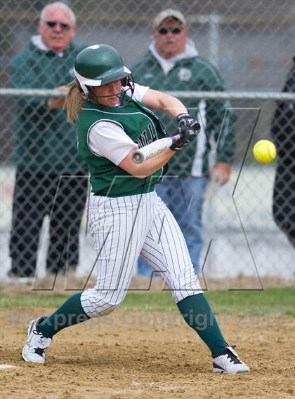 Thumbnail 2 in Lowell Catholic @ Billerica Memorial photogallery.