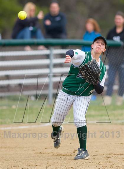 Thumbnail 1 in Lowell Catholic @ Billerica Memorial photogallery.