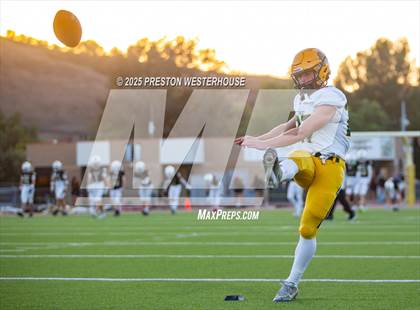 Thumbnail 3 in Moorpark @ Oak Park photogallery.