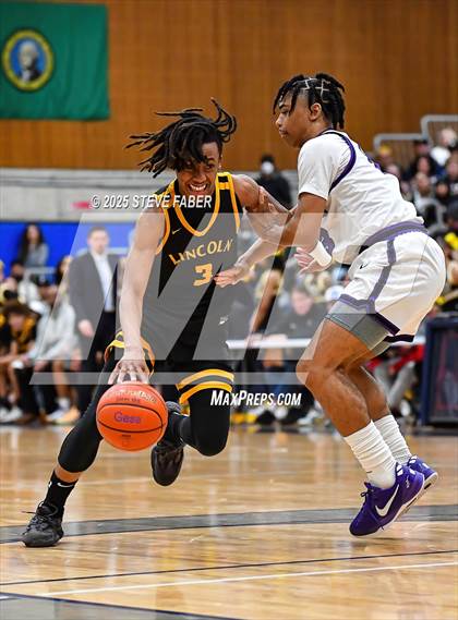 Thumbnail 3 in Lincoln @ Garfield (WIAA State 3A 2nd Round) photogallery.