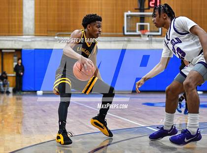 Thumbnail 2 in Lincoln @ Garfield (WIAA State 3A 2nd Round) photogallery.