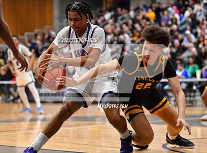 Thumbnail 1 in Lincoln @ Garfield (WIAA State 3A 2nd Round) photogallery.