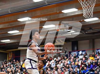 Thumbnail 3 in Lincoln @ Garfield (WIAA State 3A 2nd Round) photogallery.