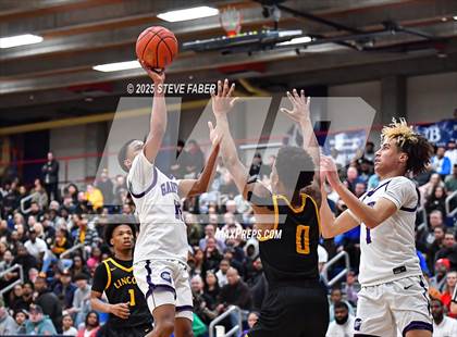 Thumbnail 1 in Lincoln @ Garfield (WIAA State 3A 2nd Round) photogallery.