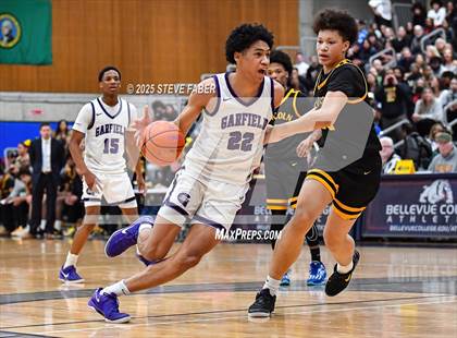 Thumbnail 2 in Lincoln @ Garfield (WIAA State 3A 2nd Round) photogallery.