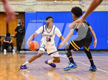 Thumbnail 1 in Lincoln @ Garfield (WIAA State 3A 2nd Round) photogallery.