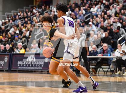 Thumbnail 1 in Lincoln @ Garfield (WIAA State 3A 2nd Round) photogallery.