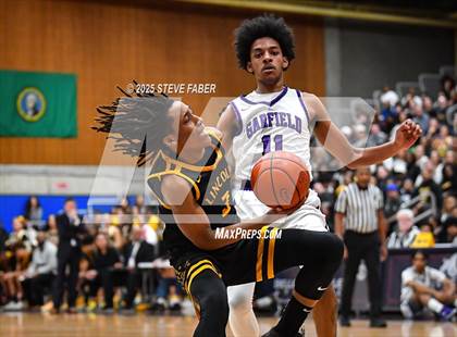 Thumbnail 1 in Lincoln @ Garfield (WIAA State 3A 2nd Round) photogallery.