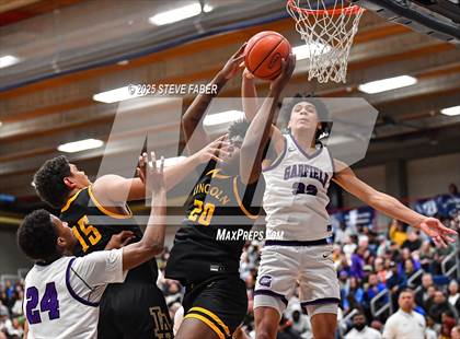 Thumbnail 2 in Lincoln @ Garfield (WIAA State 3A 2nd Round) photogallery.